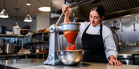 How to Use a Commercial Food Mill in Your Restaurant