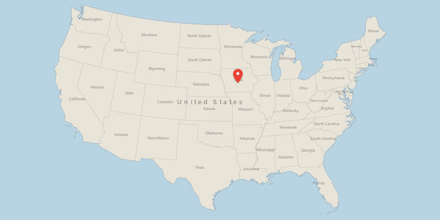 Map of USA with pin on Des Moines, IA