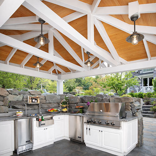 Traditional Outdoor Kitchen - Burt Lake, Michigan