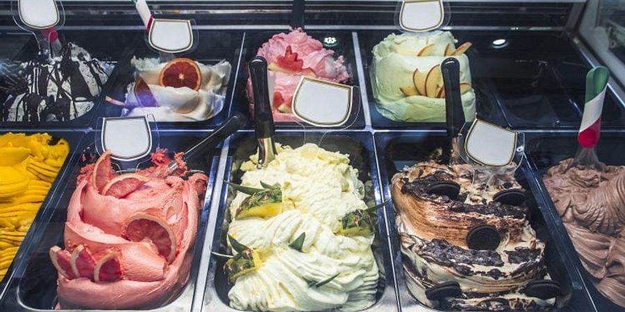 What to Look for When Buying Gelato Dipping Cabinets for a Business
